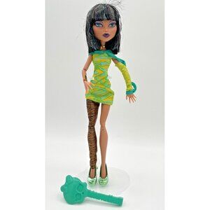 Monster High Cleo De Nile Dawn Of The Dance- Mattel 2009 W/brush